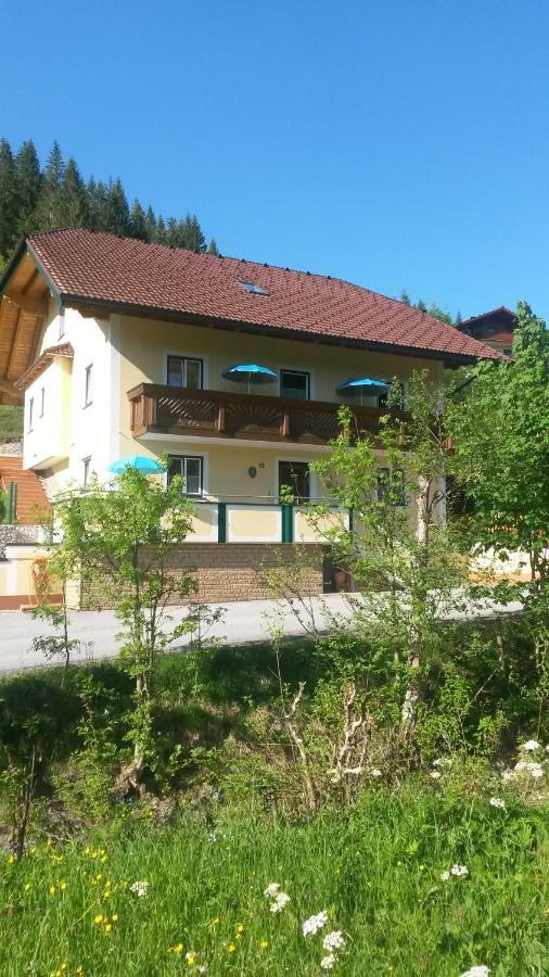 Haus Mary Lägenhet Rußbach am Paß Gschütt Exteriör bild