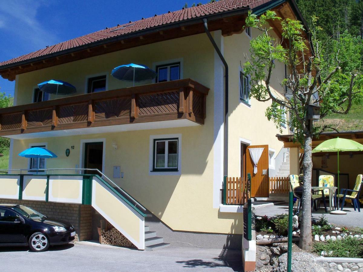 Haus Mary Lägenhet Rußbach am Paß Gschütt Exteriör bild